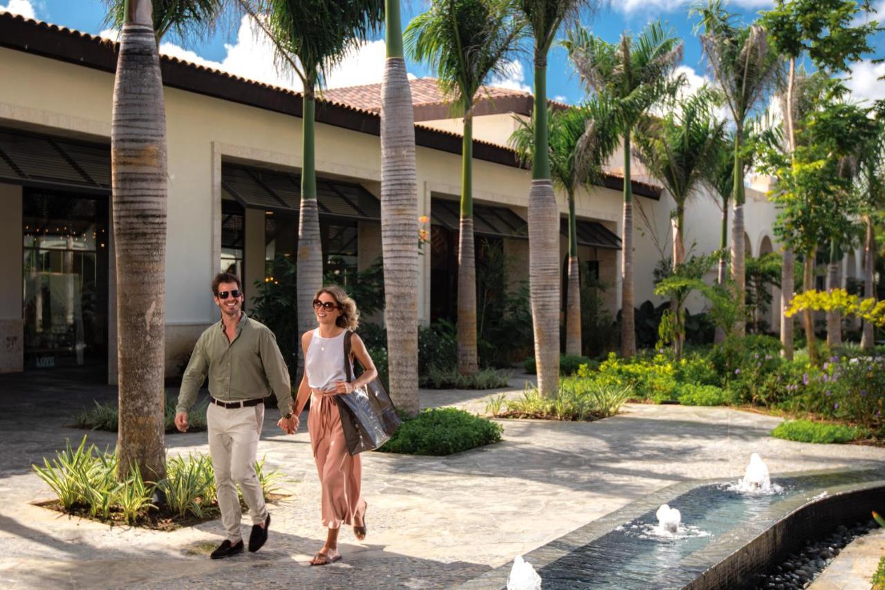 Unique Club at Lopesan Costa Bávaro Resort Punta Cana Exterior foto